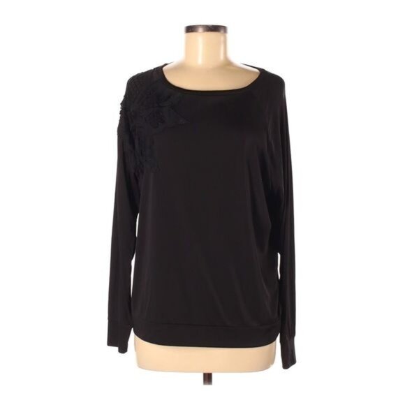 Sabie Lace Embroidered Dolman Top Size Medium Black Oversized Long Sleeve  Sabié - Picture 2 of 5